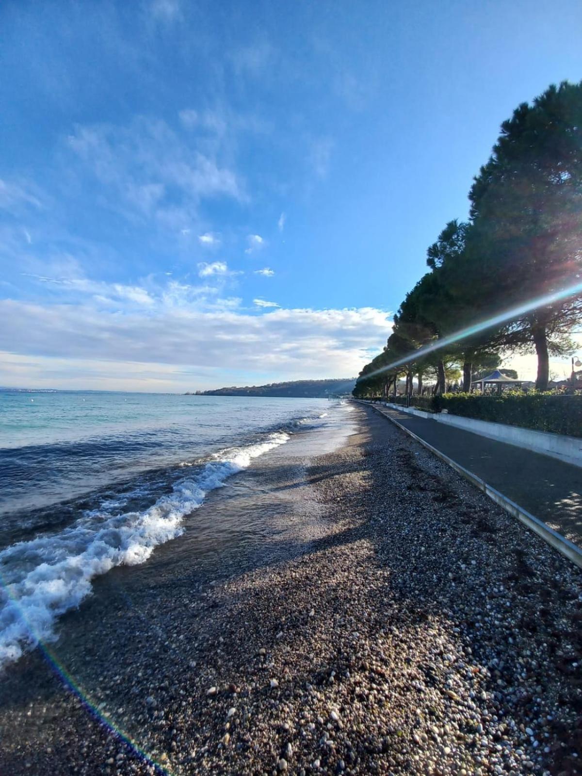 Appartamento Al Castello Padenghe sul Garda Esterno foto